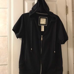 Ladies Hooded Zippered Sweatshirt with pockets